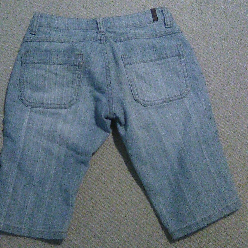 Shorts - Picture 2 of 2